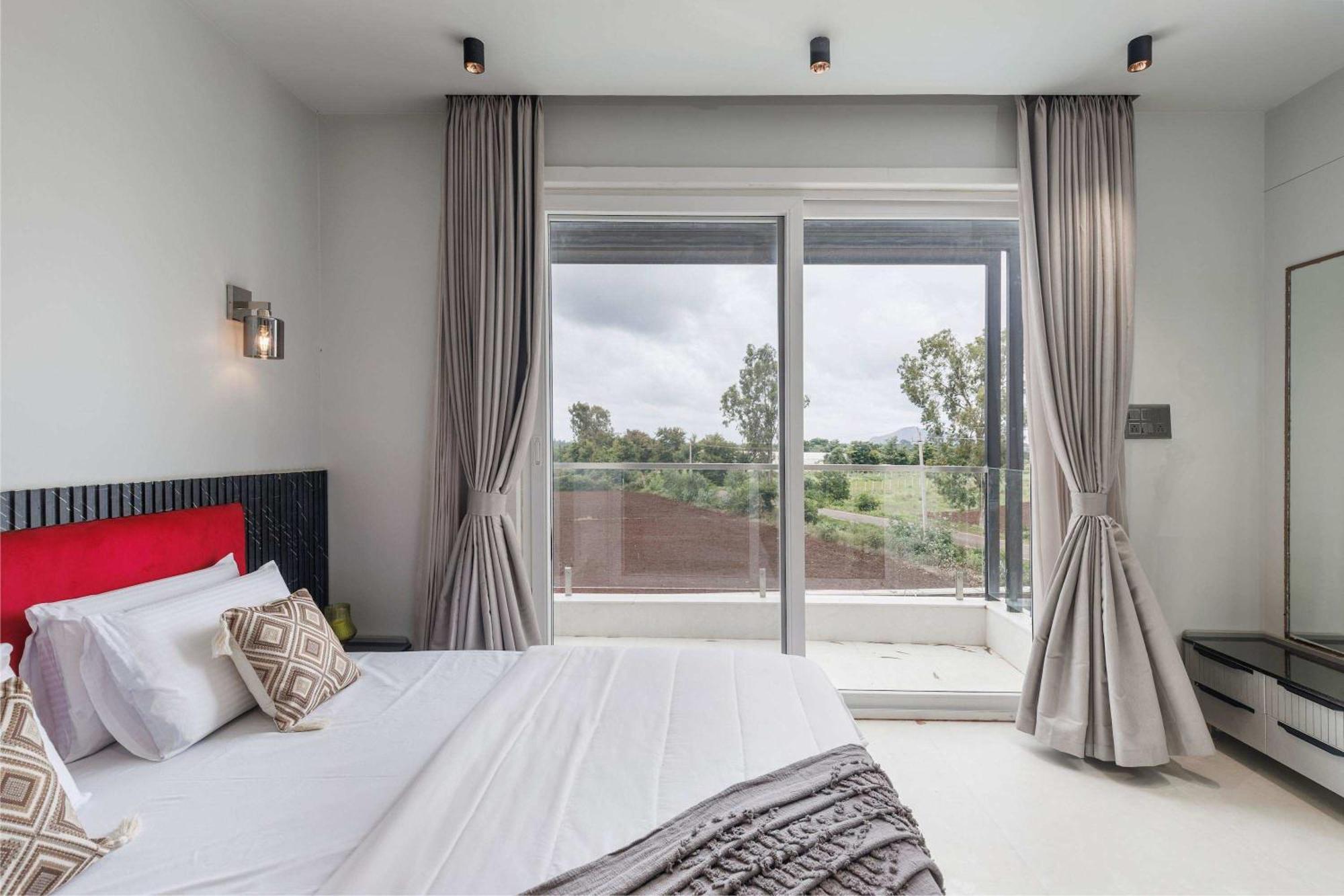 Celestial Sapphire Villa Pvt Pool Veg Food 4Bhk Dod Ballāpur Exterior photo
