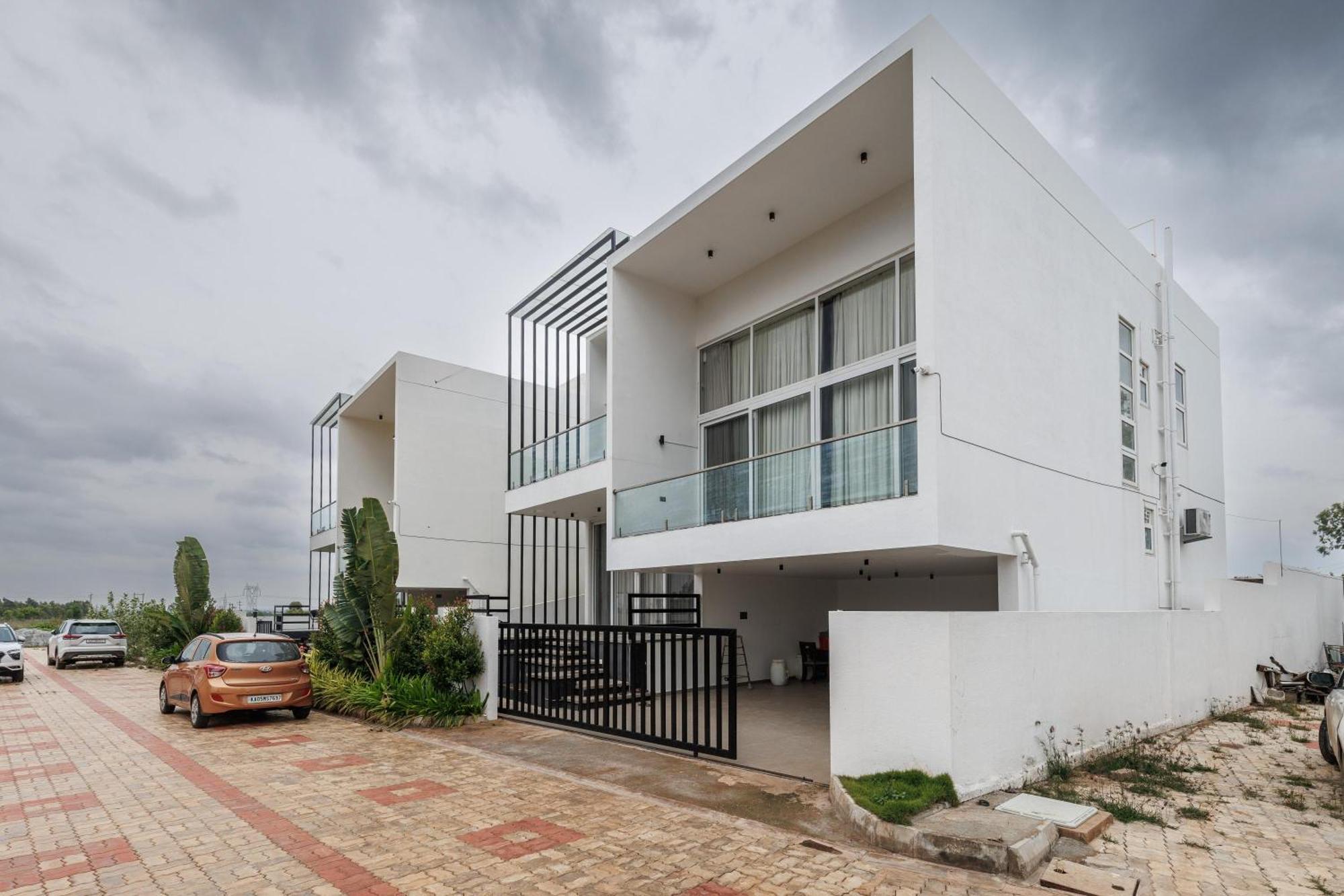 Celestial Sapphire Villa Pvt Pool Veg Food 4Bhk Dod Ballāpur Exterior photo